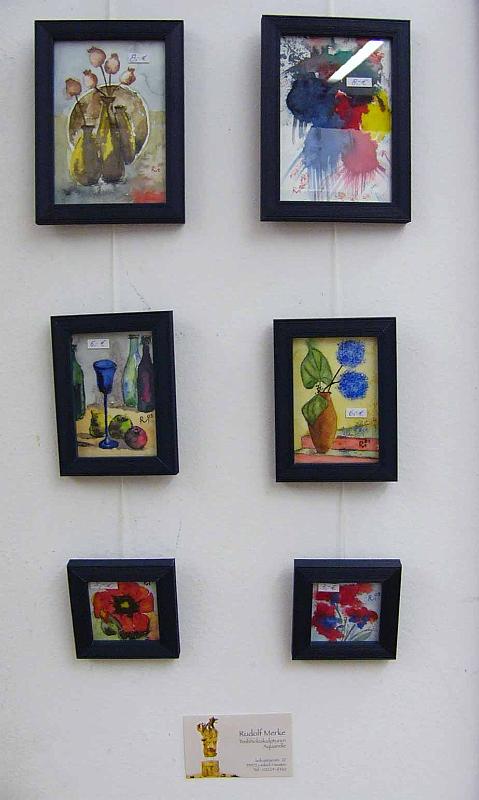 merke02.jpg - Rudolf Merke: Ausstellungswand mit kleinen Aquarellen