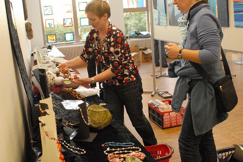 DSC_0020.JPG - Schmuck sortiert...